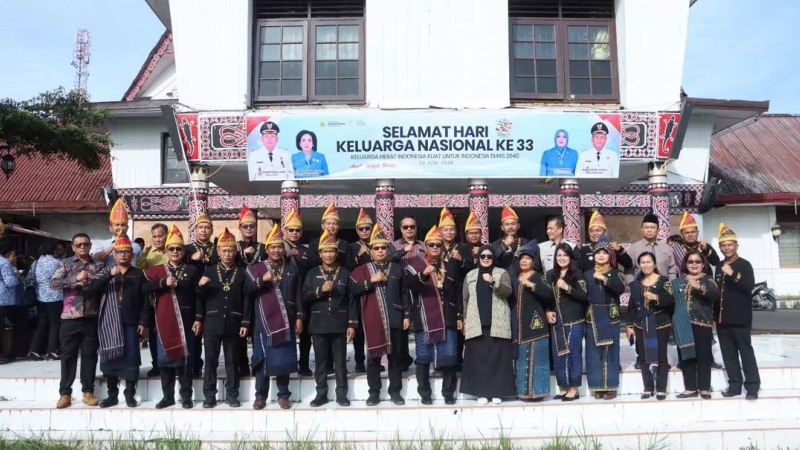 Harganas ke-33 di Dairi, Pemkab Gaungkan Ayah Wajib Hadir demi Ketahanan Keluarga