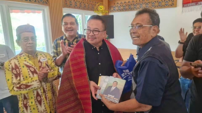 Bupati Dairi Hadiri NGOBRAS IKA USU Jakarta, Serap Gagasan Prof Rhenald Kasali untuk Pembangunan Daerah