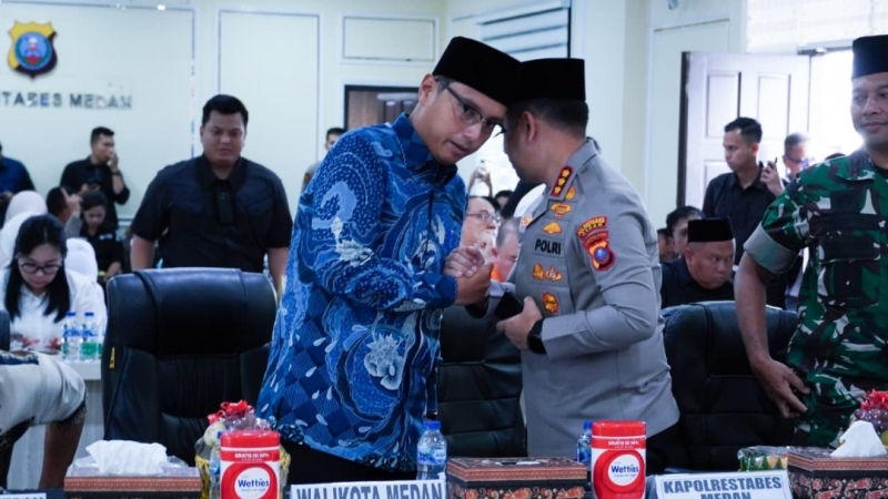 Rico Waas Suarakan Semangat Medan untuk Semua di Doa Bersama Hari Bhayangkara ke- 80