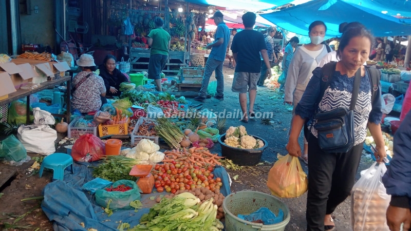 Harga Cabai Melonjak di Pasar Pangururan, Disperindag Samosir Pastikan Stok Bahan Pokok Tetap Aman