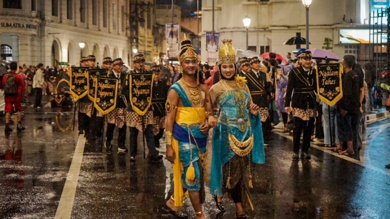Rico Waas: Hujan Perlihatkan Kekompakan dan Solidaritas Kota-kota se-Indonesia di Karnaval Budaya Nusantara