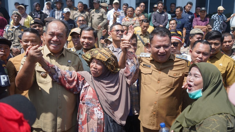 Bupati Asahan Tanggapi Aspirasi Warga Bandar Pulau, Pembangunan Jalan Jadi Perhatian