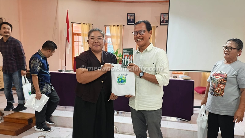 Marsen Sinaga: Buku Warga Dairi Menang Rujukan Masyarakat Melawan Tambang di Berbagai Daerah