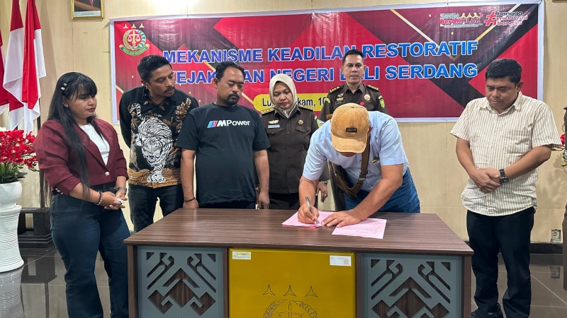 Kejari Deli Serdang Hentikan Penuntutan Perkara Penganiayaan di Tanjung Morawa Lewat Restorative Justice